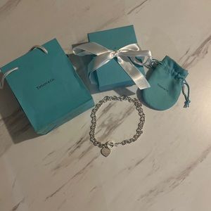 Tiffany’s heart necklace
